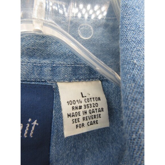 VINTAGE Looney Tunes Shirt Large Bugs Taz Daffy Warner Bros 90s Denim - Picture 12 of 13